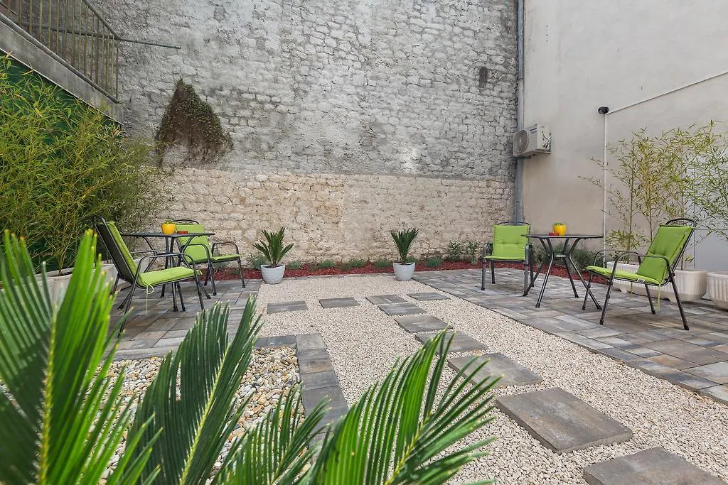 The Well Luxury Rooms Zadar Guest house