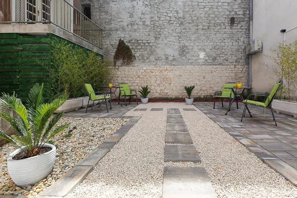 The Well Luxury Rooms Zadar